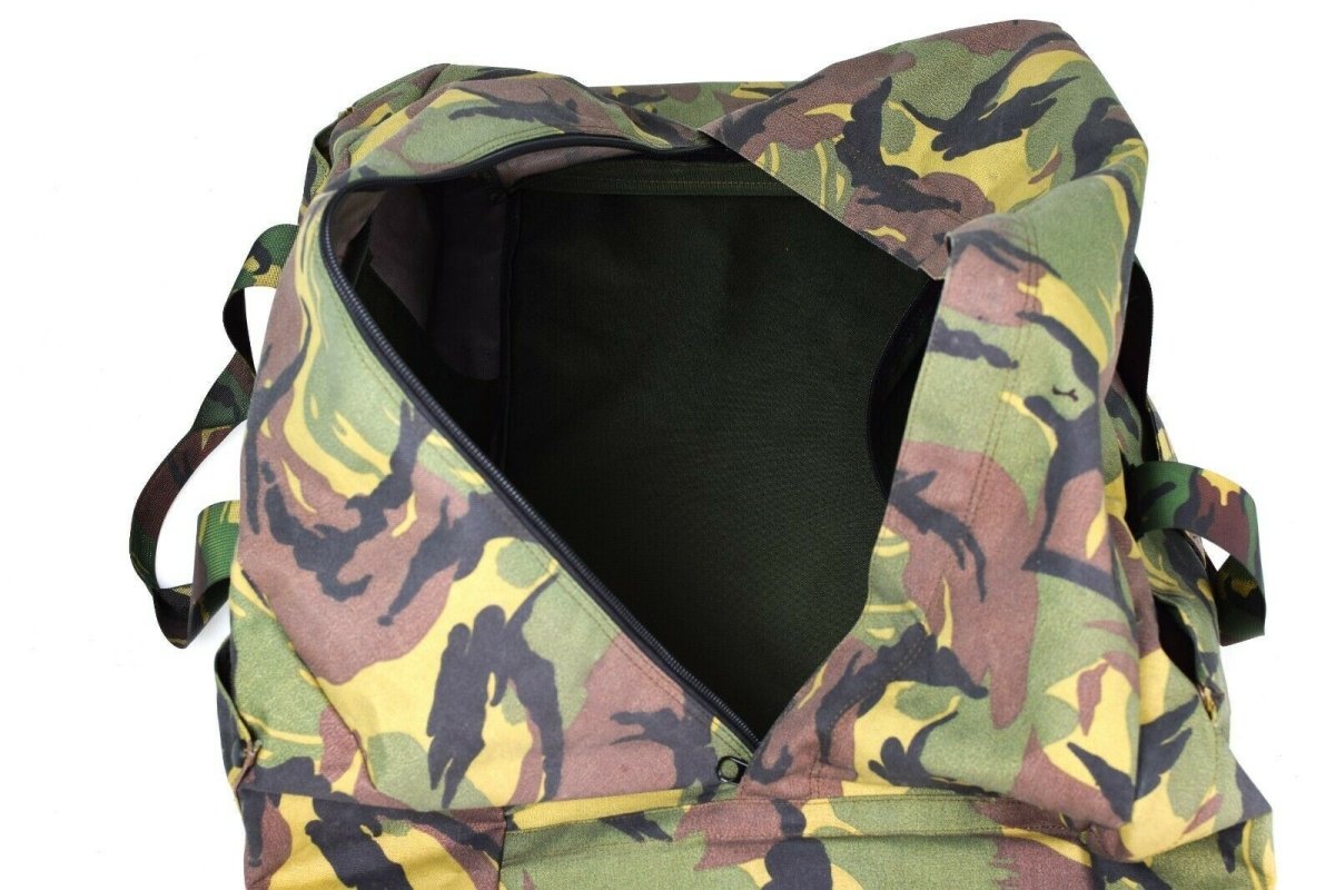 Genuine Dutch army DPM woodland weekend Bag Carrier pouch pack duffel backpack