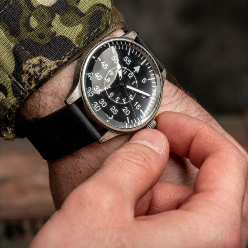 MIL-TEC Retro Pilot Watch Quartz Mechanism Natural Leather Bracelet Black